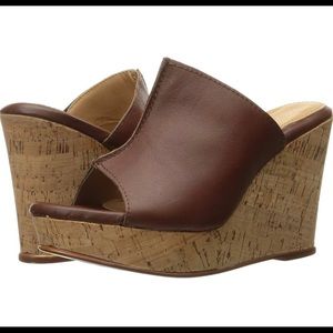 Mas Artisan  
Women's Victoria Wedge Sandal